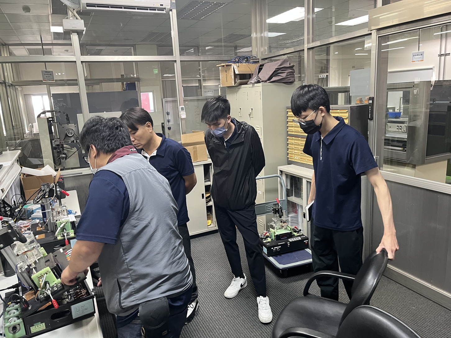 為協助企業解決缺工問題、強化青年職場競爭力，新北市政府經濟發展局今(114)年持續推動「企業專才媒合平台」計畫，積極促進產學合作，協助企業找人才、學生找舞台